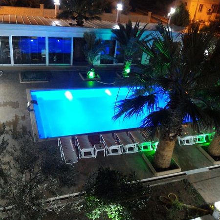 Uzunhan Hotel Ayvalik Bagian luar foto