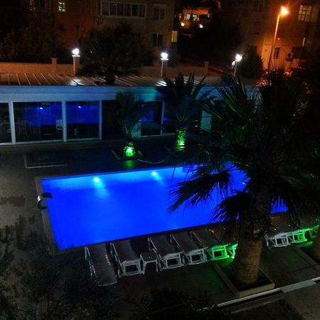 Uzunhan Hotel Ayvalik Bagian luar foto